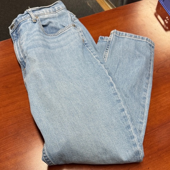 Everlane Denim - Everlane ankle jeans size 32 // 111417